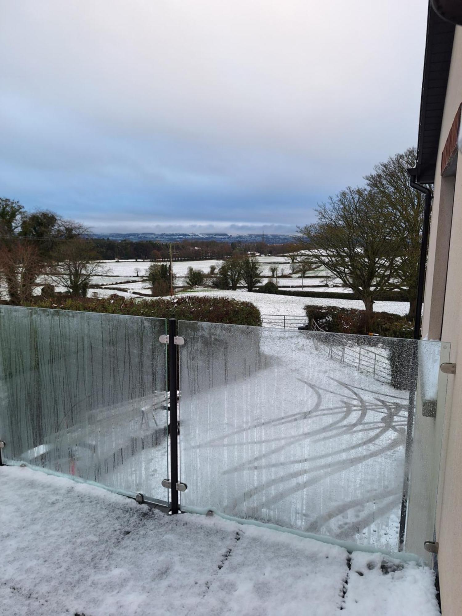 The Hay Loft Hotell Hillsborough Exteriör bild